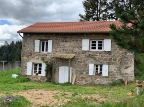 Ancienne petite ferme rénovée